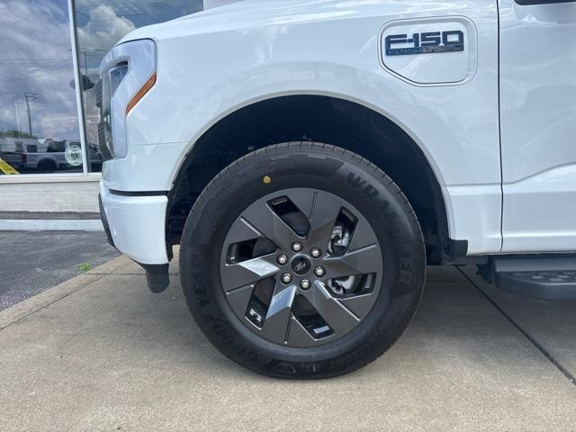 new 2025 Ford F-150 Lightning car, priced at $55,024