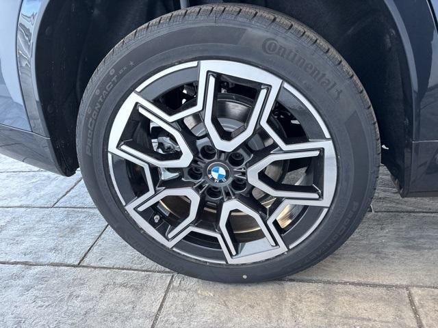 new 2025 BMW X1 car