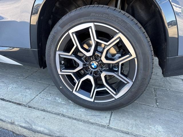 new 2025 BMW X1 car