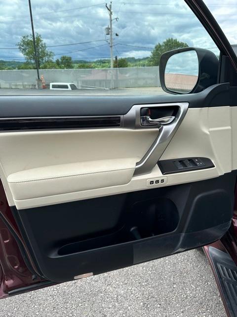 used 2022 Lexus GX 460 car, priced at $49,068
