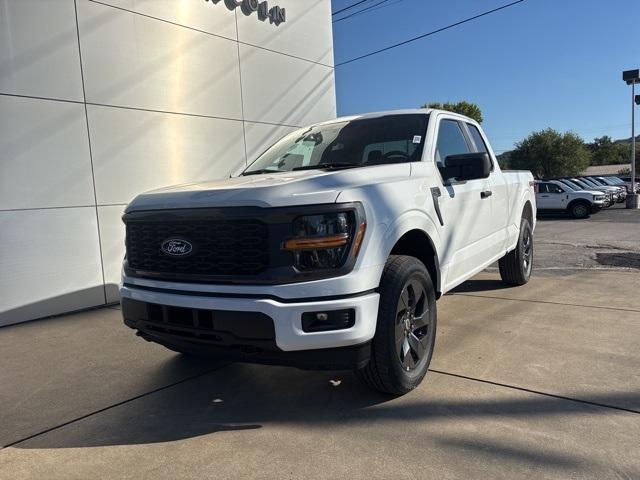 new 2025 Ford F-150 car, priced at $43,357