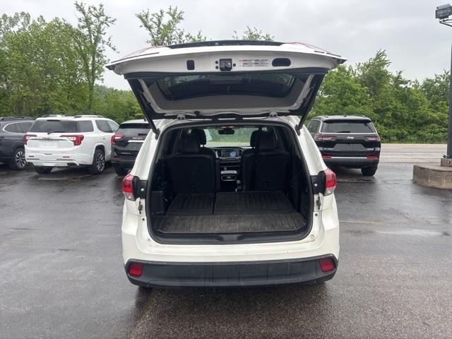used 2019 Toyota Highlander car, priced at $21,463