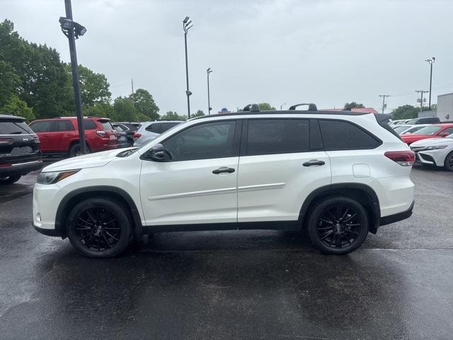 used 2019 Toyota Highlander car, priced at $21,463