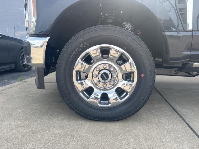 new 2025 Ford F-350 car, priced at $88,770