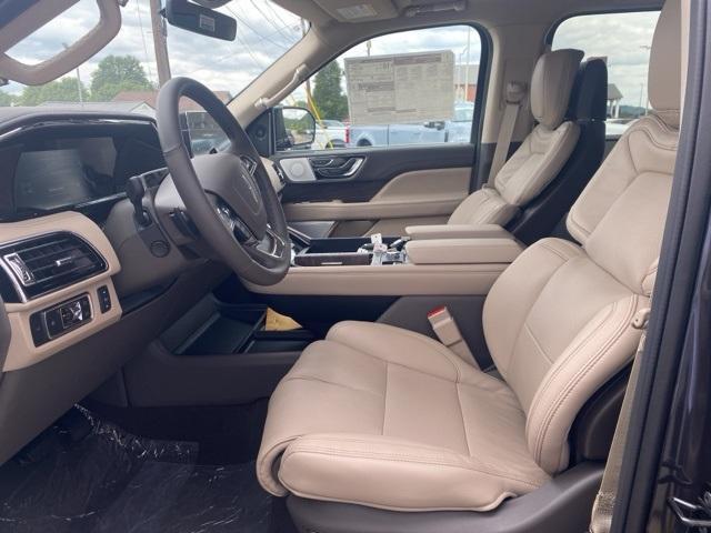 new 2024 Lincoln Navigator car, priced at $93,395