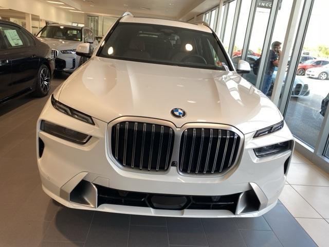 new 2026 BMW X7 car, priced at $95,385