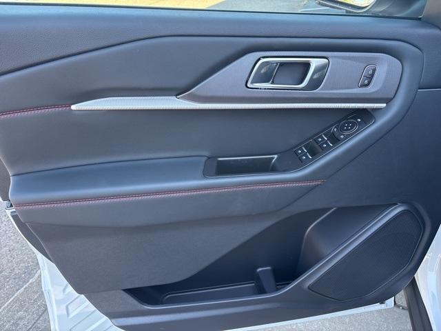 new 2025 Ford Explorer car, priced at $48,010