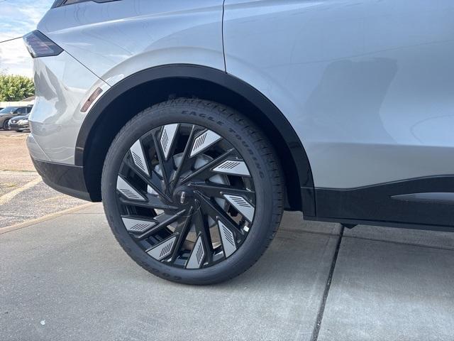 new 2025 Lincoln Nautilus car, priced at $64,822