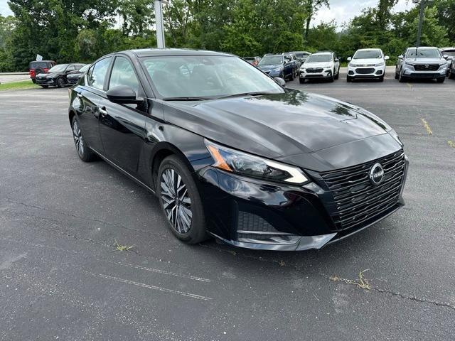 used 2024 Nissan Altima car, priced at $18,294