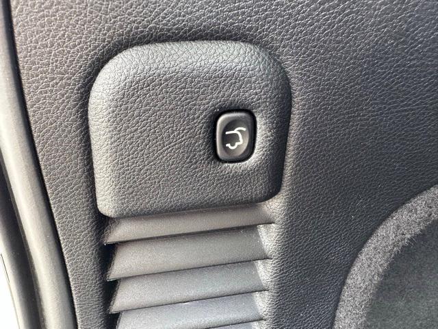 used 2020 Jeep Grand Cherokee car, priced at $19,924