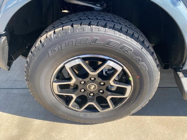 new 2025 Ford Bronco car, priced at $50,739