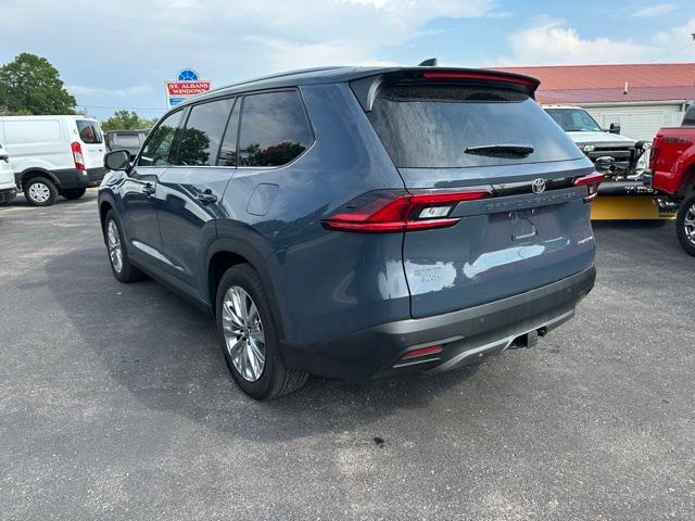 used 2025 Toyota Grand Highlander car, priced at $54,110