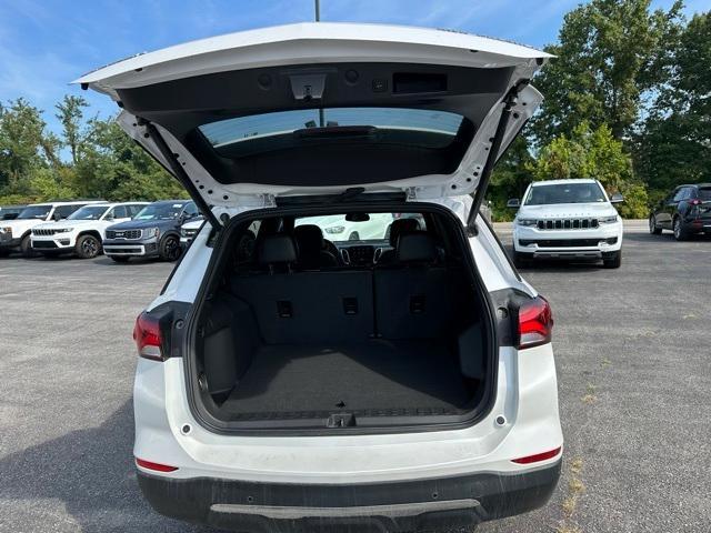 used 2023 Chevrolet Equinox car, priced at $24,987