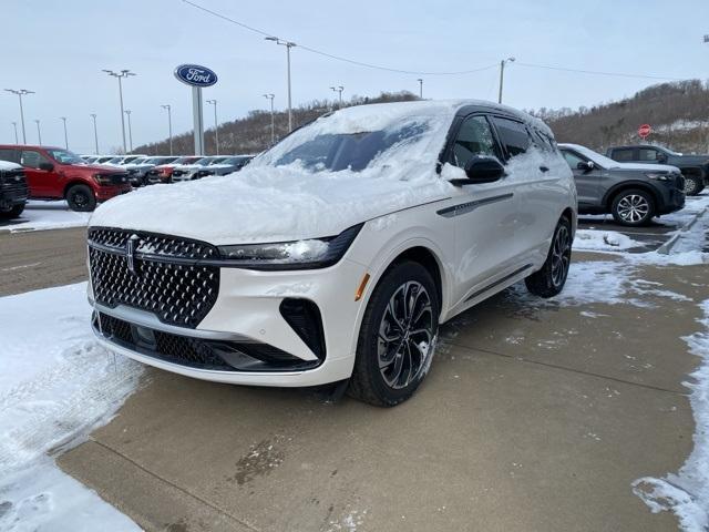 new 2025 Lincoln Nautilus car, priced at $58,955