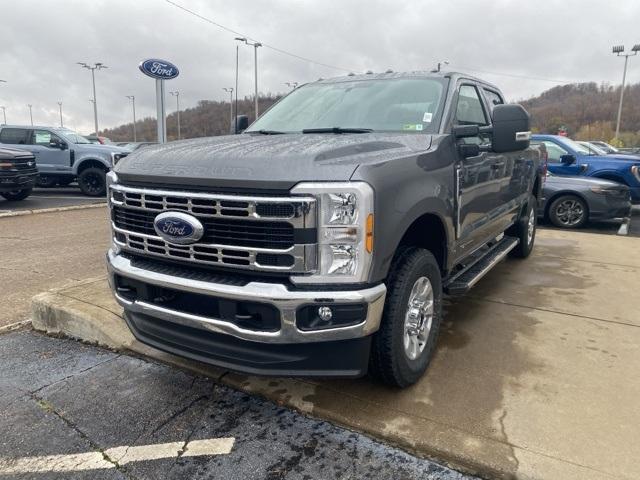 new 2024 Ford F-250 car, priced at $61,675