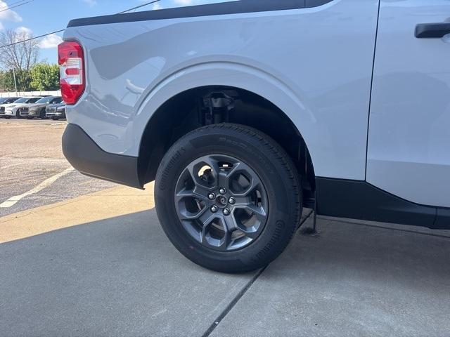 new 2025 Ford Maverick car, priced at $31,947