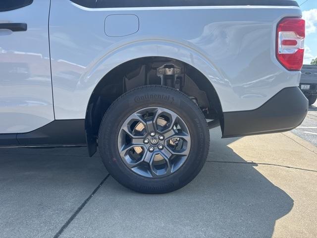 new 2025 Ford Maverick car, priced at $31,947