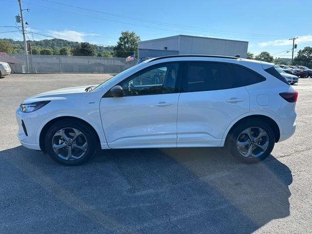used 2024 Ford Escape car, priced at $23,000