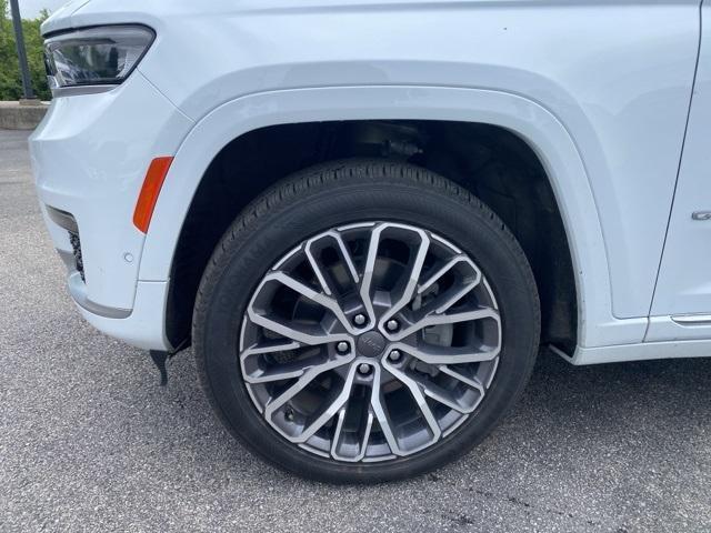 used 2022 Jeep Grand Cherokee L car, priced at $39,204