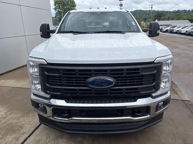 new 2025 Ford F-350 car, priced at $53,182