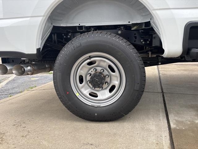 new 2025 Ford F-350 car, priced at $53,182