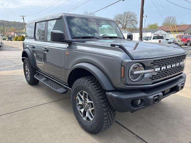 new 2025 Ford Bronco car, priced at $53,731