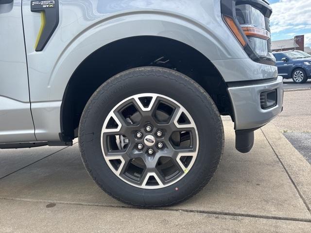 new 2025 Ford F-150 car, priced at $47,379