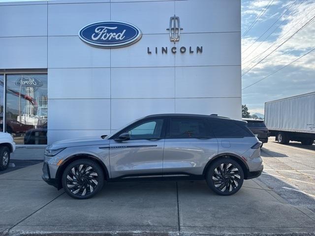 new 2025 Lincoln Nautilus car, priced at $67,555