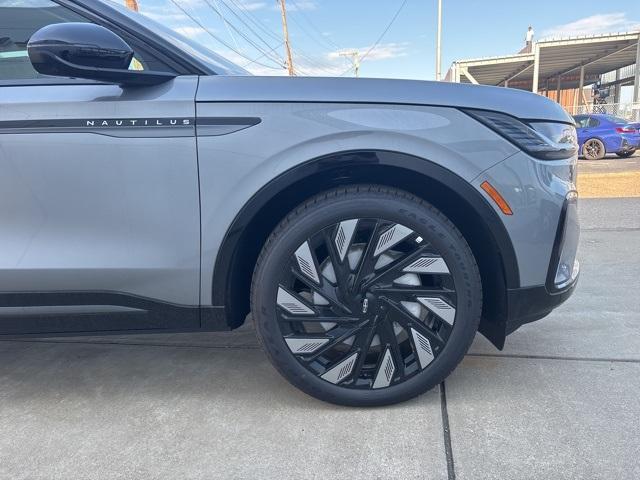 new 2025 Lincoln Nautilus car, priced at $67,555