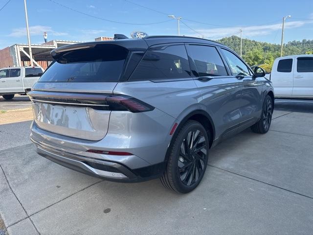 new 2025 Lincoln Nautilus car, priced at $67,555