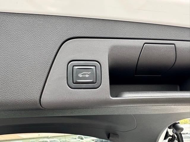 used 2022 Buick Envision car, priced at $21,377