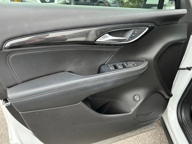 used 2022 Buick Envision car, priced at $21,377