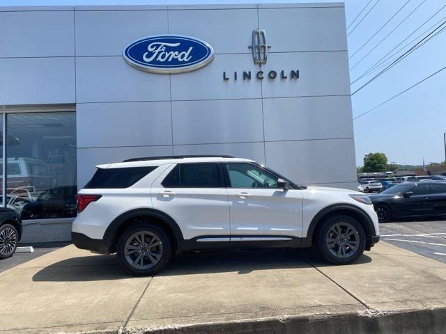 new 2025 Ford Explorer car, priced at $43,574