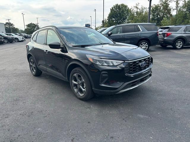 used 2025 Ford Escape car, priced at $27,177