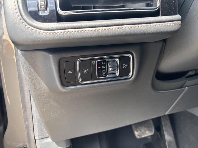 new 2025 Lincoln Aviator car, priced at $67,758