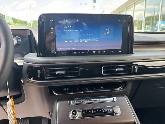 new 2025 Lincoln Aviator car, priced at $67,758