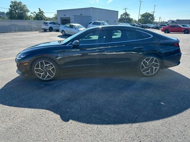 used 2022 Hyundai Sonata car, priced at $23,177