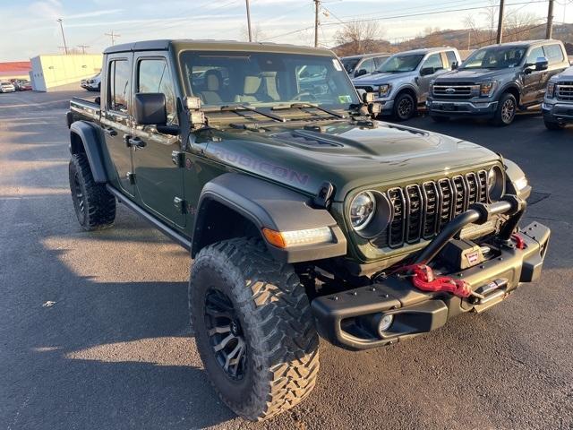 used 2024 Jeep Gladiator car, priced at $47,777