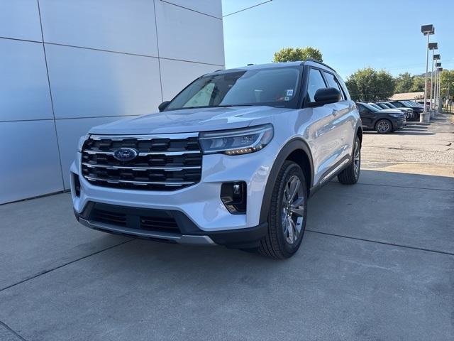 new 2025 Ford Explorer car, priced at $49,310