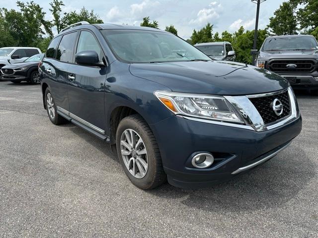 used 2014 Nissan Pathfinder car, priced at $7,847