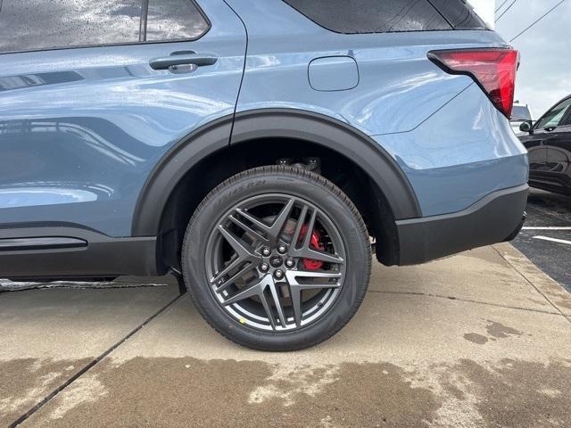 new 2025 Ford Explorer car, priced at $48,567