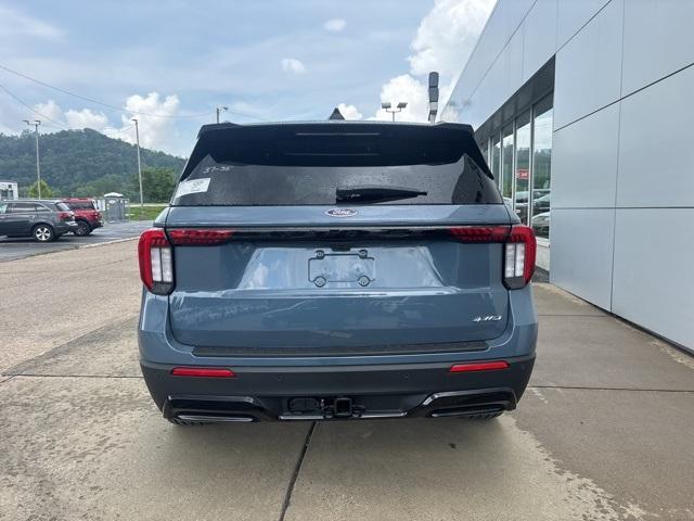 new 2025 Ford Explorer car, priced at $48,567
