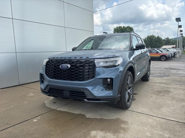 new 2025 Ford Explorer car, priced at $51,870