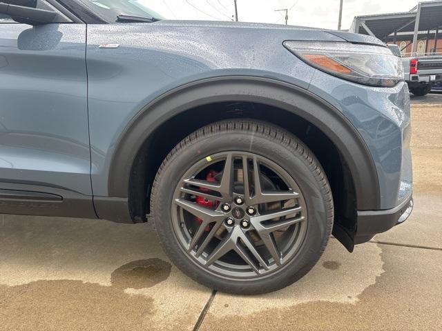 new 2025 Ford Explorer car, priced at $48,567