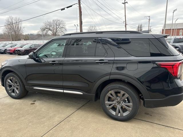 new 2025 Ford Explorer car, priced at $43,712