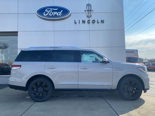 new 2024 Lincoln Navigator car, priced at $99,273