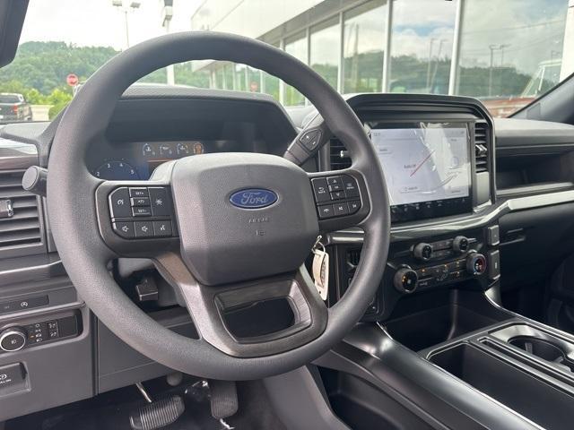 new 2025 Ford F-150 car, priced at $44,277