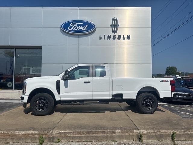 new 2025 Ford F-350 car, priced at $59,822