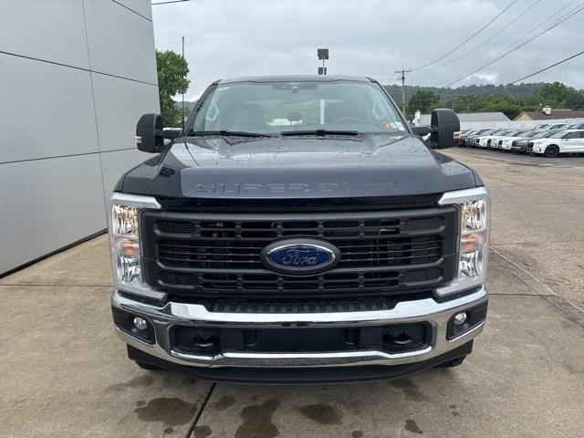 new 2025 Ford F-250 car, priced at $51,290