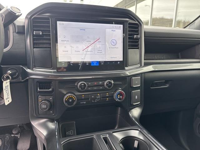 new 2025 Ford F-150 car, priced at $42,664